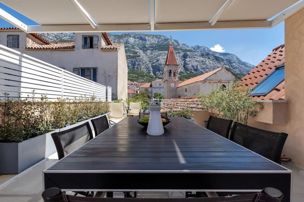 The Square Makarska, Lux App In The Heart Of The City Exterior photo