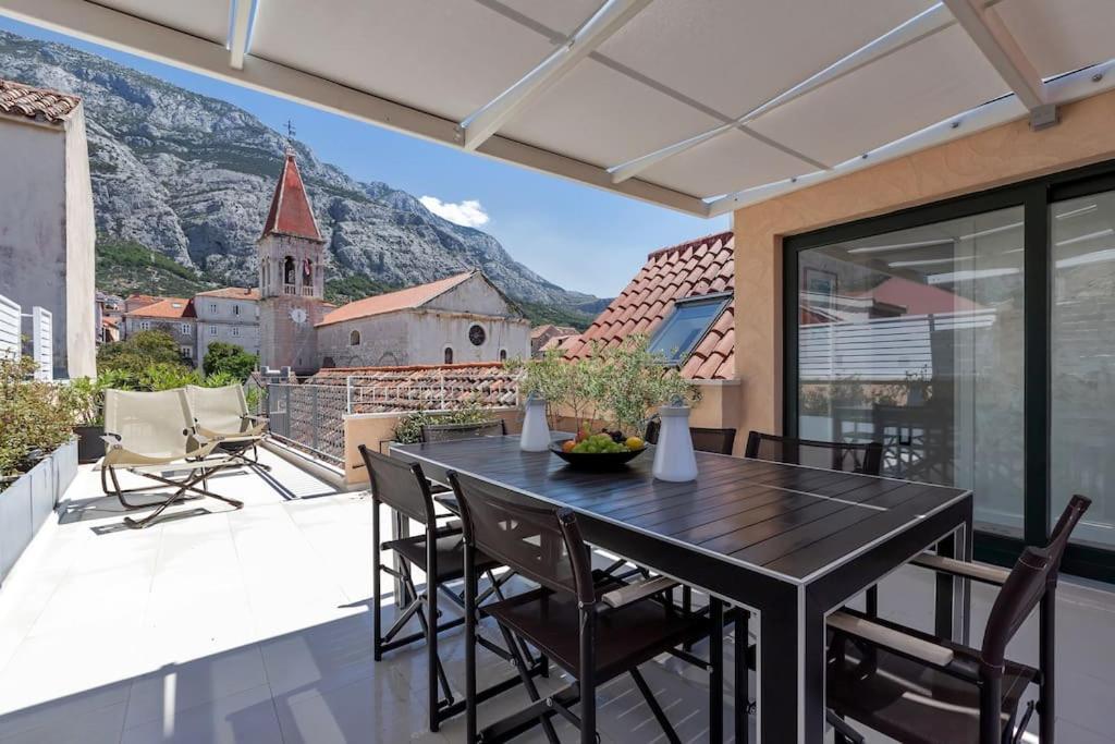 The Square Makarska, Lux App In The Heart Of The City Exterior photo