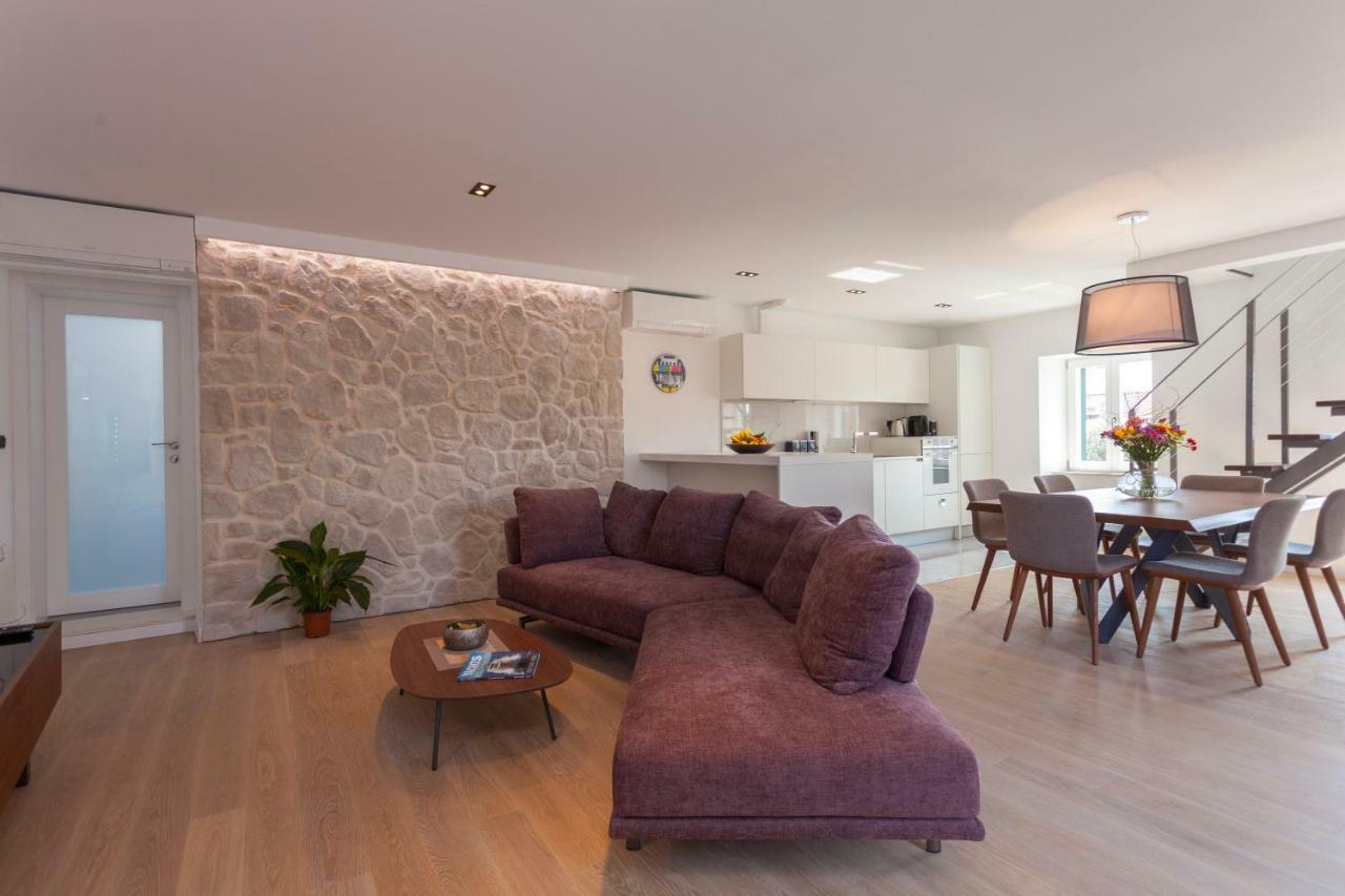 The Square Makarska, Lux App In The Heart Of The City Exterior photo