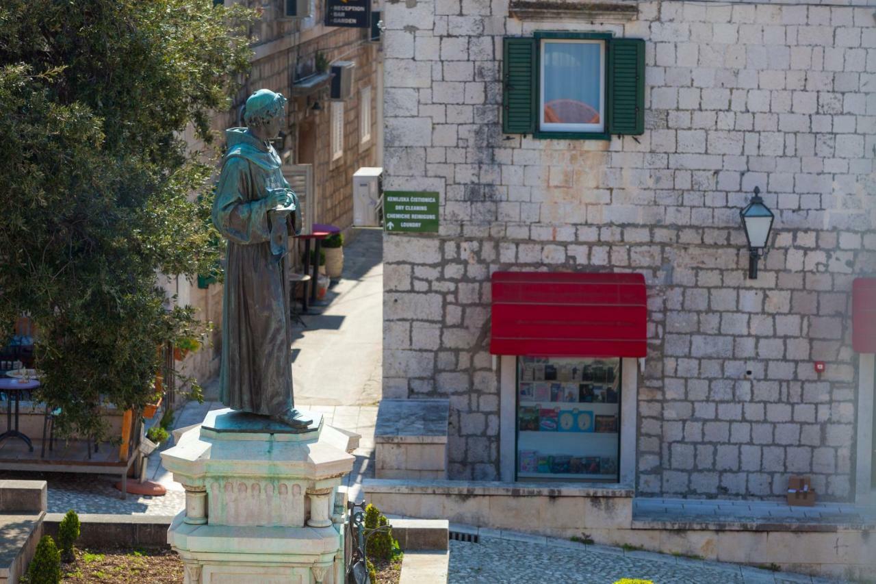 The Square Makarska, Lux App In The Heart Of The City Exterior photo